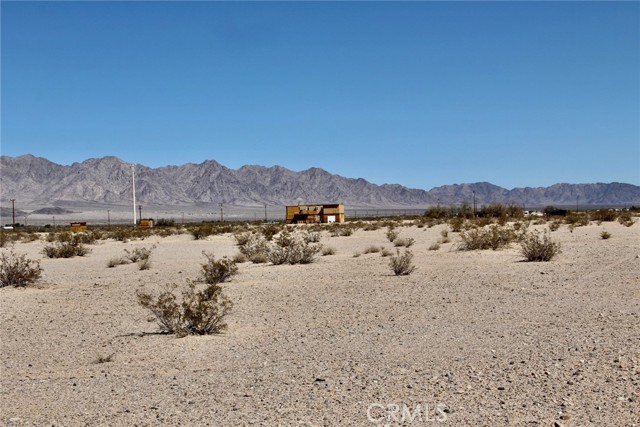 Detail Gallery Image 5 of 7 For 6281811 20000 Amboy Rd, Twentynine Palms,  CA 92277 - – Beds | – Baths