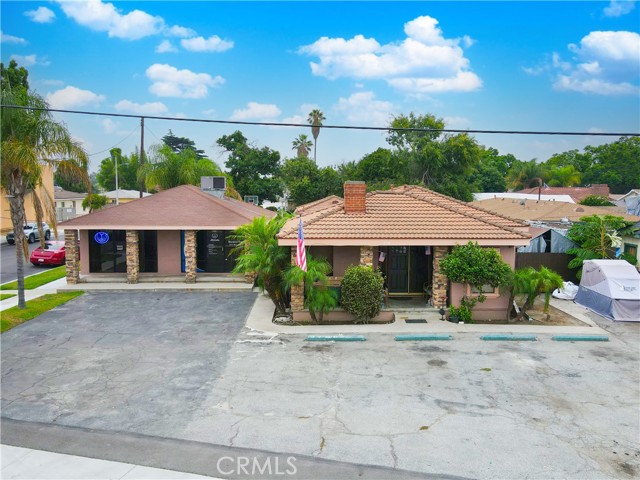 Detail Gallery Image 3 of 19 For 9504 Telegraph Rd, Downey,  CA 90240 - – Beds | – Baths