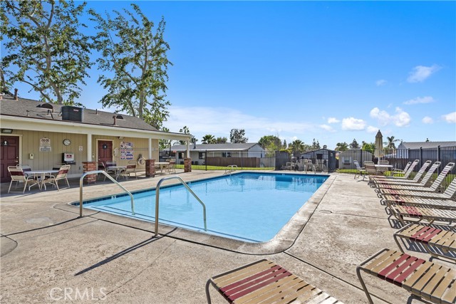 1721 E Colton Avenue, Redlands CA: https://media.crmls.org/medias/8958806e-7574-4d90-a747-e5d61b6b7fbc.jpg