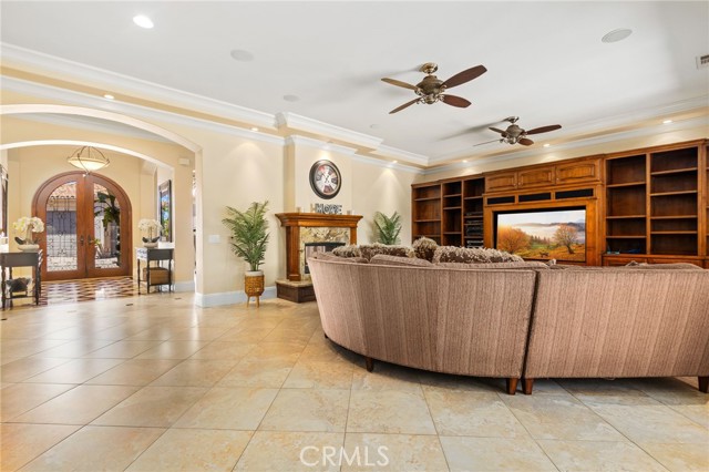 Detail Gallery Image 17 of 68 For 22928 San Joaquin, Canyon Lake,  CA 92587 - 4 Beds | 4/2 Baths