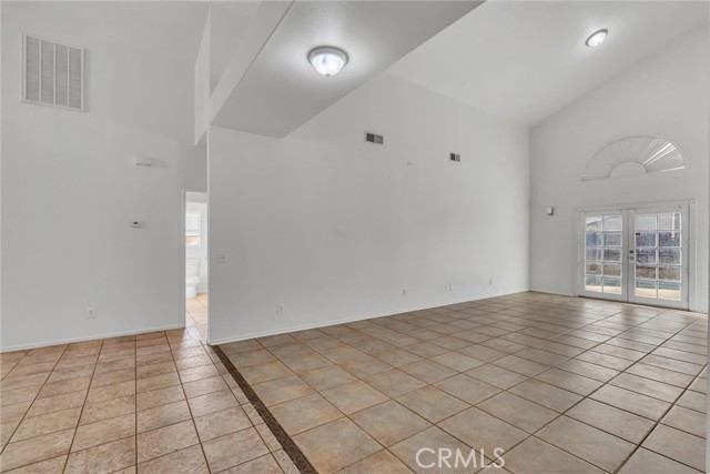 Detail Gallery Image 15 of 55 For 3901 Vicksburg Ct, Hemet,  CA 92545 - 5 Beds | 3 Baths