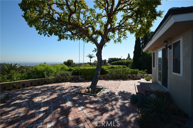 5001 Range Horse Lane, Rolling Hills Estates, California 90274, 3 Bedrooms Bedrooms, ,4 BathroomsBathrooms,Residential,Sold,Range Horse,SB22038227