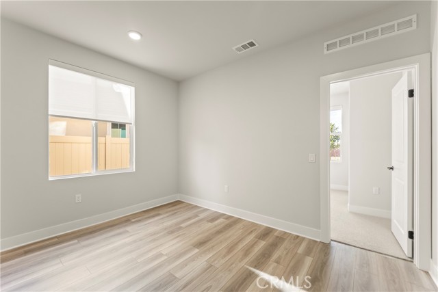 Detail Gallery Image 8 of 43 For 16701 Dara Ave, Chino,  CA 91708 - 5 Beds | 4/1 Baths