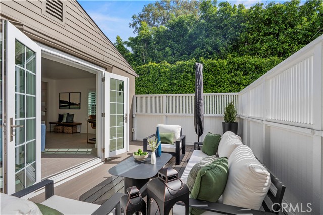 Detail Gallery Image 7 of 35 For 8963 Cynthia, West Hollywood,  CA 90069 - 2 Beds | 2 Baths