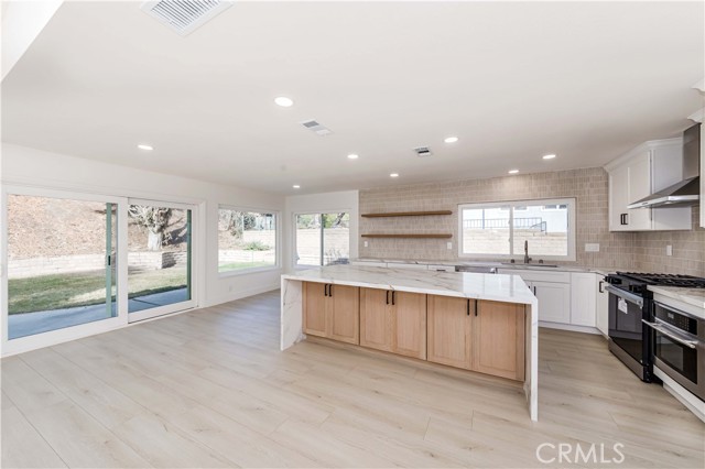 Detail Gallery Image 4 of 19 For 2217 Camino Del Sol, Fullerton,  CA 92833 - 3 Beds | 2 Baths