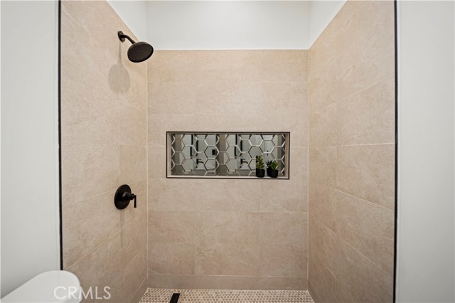 Detail Gallery Image 25 of 47 For 18718 Delight St, Canyon Country,  CA 91351 - 4 Beds | 2 Baths