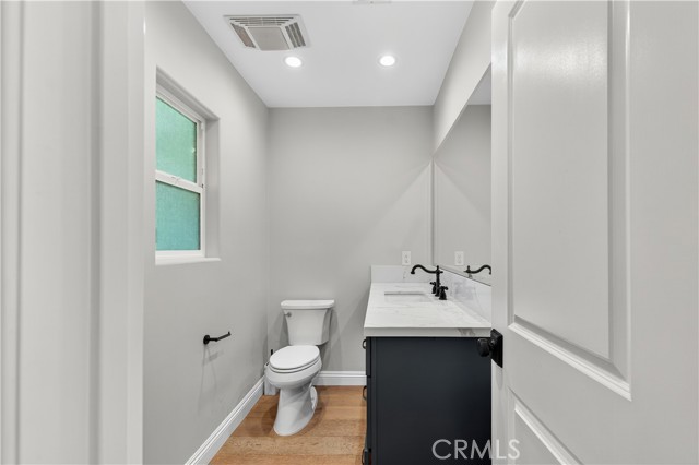 5274 Crebs Avenue, Tarzana CA: https://media.crmls.org/medias/895e806e-1fc7-4758-8fc9-43fa07b88902.jpg