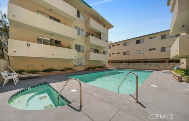 Image 2 for 5400 Lindley Ave #321, Encino, CA 91316