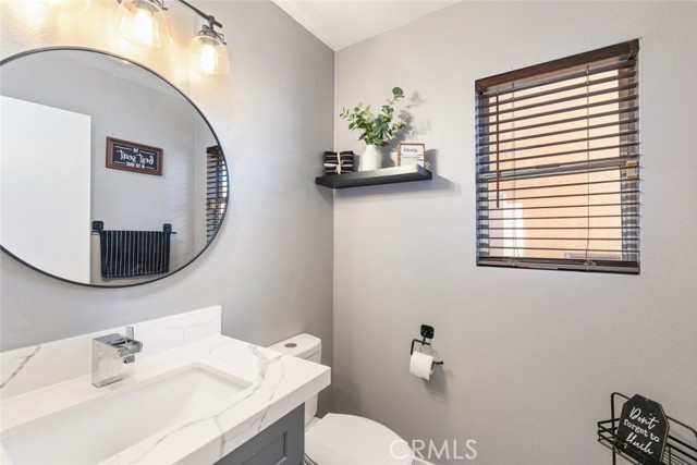 Detail Gallery Image 18 of 41 For 844 Pathfinder, Corona,  CA 92878 - 3 Beds | 2/1 Baths