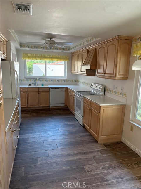 Detail Gallery Image 7 of 20 For 5149 Miembro, Laguna Woods,  CA 92637 - 3 Beds | 2 Baths