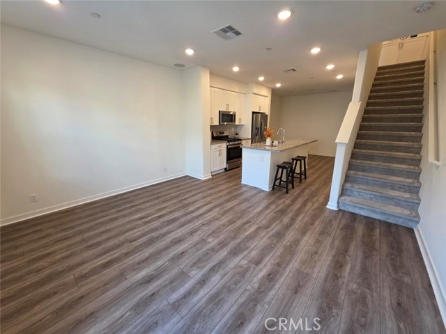22222 Poppy Court, Torrance CA: https://media.crmls.org/medias/89613a32-3fb8-413a-b6f7-6320271da954.jpg