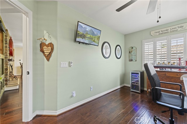 Detail Gallery Image 18 of 33 For 28385 Mirabelle Ln, Saugus,  CA 91350 - 2 Beds | 2 Baths