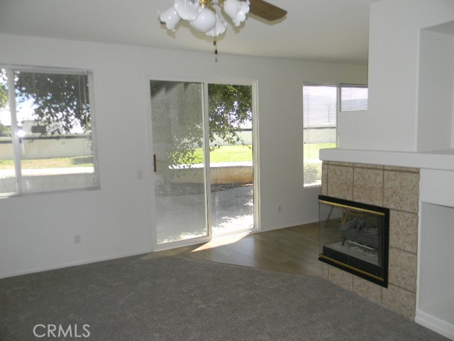 613 Big Spring Drive, Banning CA: https://media.crmls.org/medias/8961f02d-71b4-4e5b-b6dd-c9e7d08ebeac.jpg
