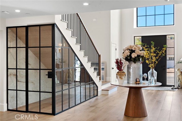 1963 Port Edward Place, Newport Beach CA: https://media.crmls.org/medias/896203da-e40b-401c-8d77-36319887fad8.jpg
