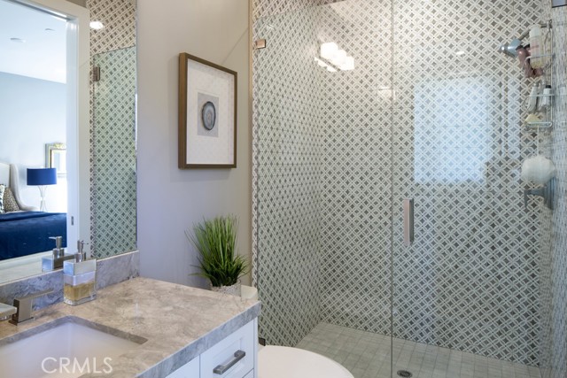 Detail Gallery Image 23 of 30 For 547 Tustin Ave, Newport Beach,  CA 92663 - 5 Beds | 5/1 Baths