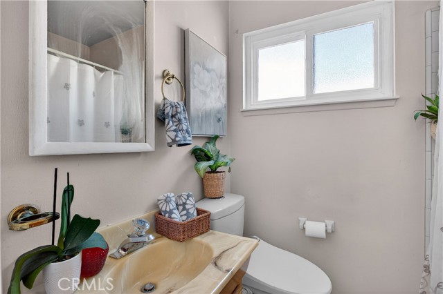 Detail Gallery Image 14 of 23 For 733 via Felipe, Corona,  CA 92882 - 4 Beds | 2 Baths