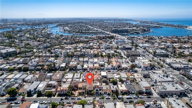 218 Covina Avenue, Long Beach CA: https://media.crmls.org/medias/8963c54d-8b4c-4f0e-b8c0-4b5b13e86297.jpg