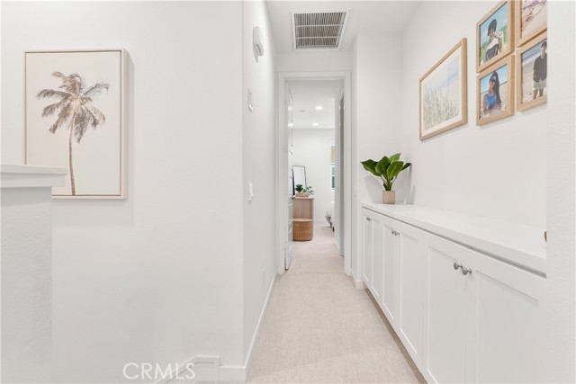 59 Sanctuary Lane, Mission Viejo CA: https://media.crmls.org/medias/8963cf91-eaae-4fb7-90c3-ddfaa593df53.jpg