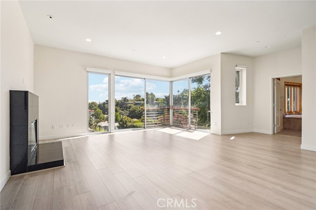 Detail Gallery Image 49 of 75 For 13424 Contour Dr, Sherman Oaks,  CA 91423 - 3 Beds | 4 Baths