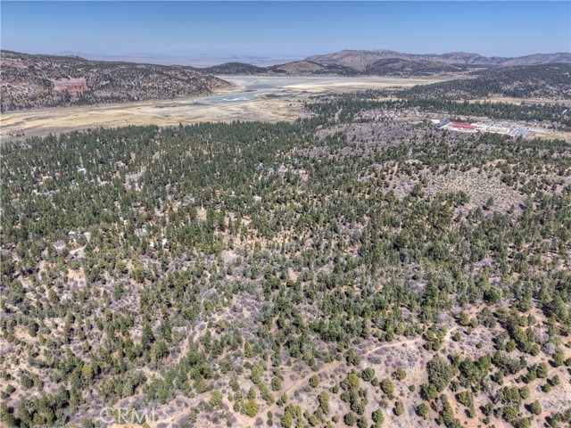 Detail Gallery Image 4 of 55 For 615 Kean Way, Big Bear City,  CA 92314 - – Beds | – Baths