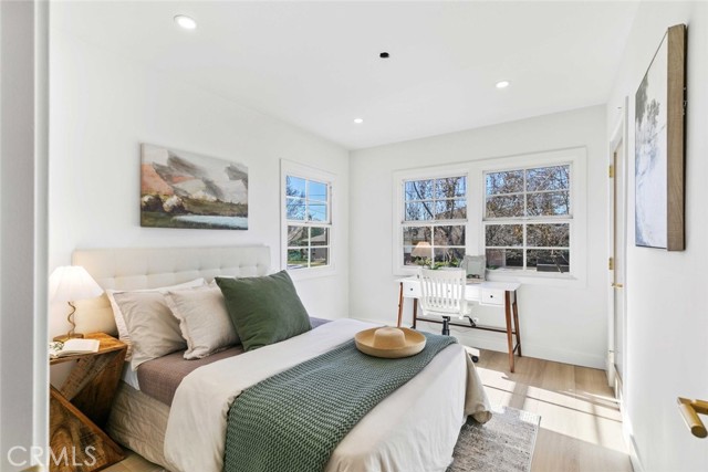 Detail Gallery Image 42 of 65 For 8372 Outland View Dr, Sun Valley,  CA 91352 - 3 Beds | 2/1 Baths