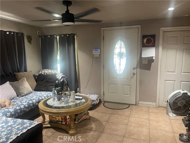 7751 Arvilla Avenue, Sun Valley CA: https://media.crmls.org/medias/89664c77-1162-4006-8a8f-7d68a3103d9a.jpg