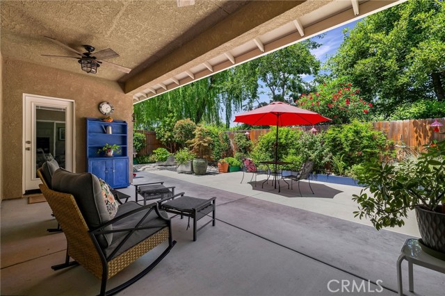 10 Harmony Park Circle, Chico CA: https://media.crmls.org/medias/89665009-1b86-43ce-80da-3f77ef15cc33.jpg