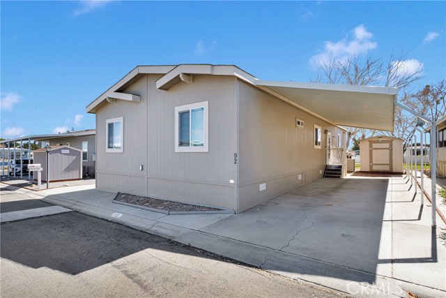 13393 Mariposa Road, Victorville CA: https://media.crmls.org/medias/89668da5-cb6c-46bc-83a5-b6f0284ad14e.jpg
