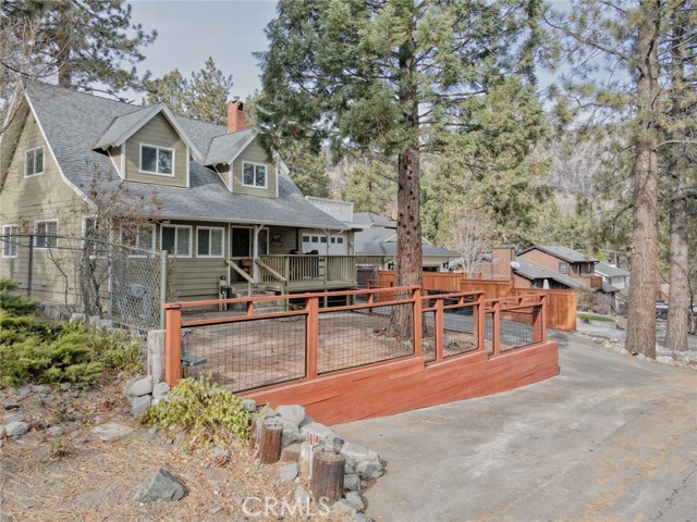 Detail Gallery Image 1 of 52 For 6252 Conifer Dr, Wrightwood,  CA 92397 - 4 Beds | 2/1 Baths