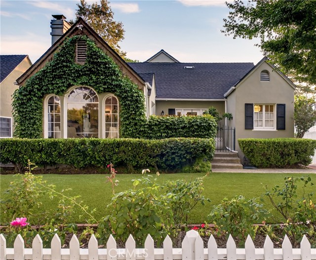 Detail Gallery Image 1 of 54 For 115 Annandale Rd, Pasadena,  CA 91105 - 4 Beds | 3 Baths