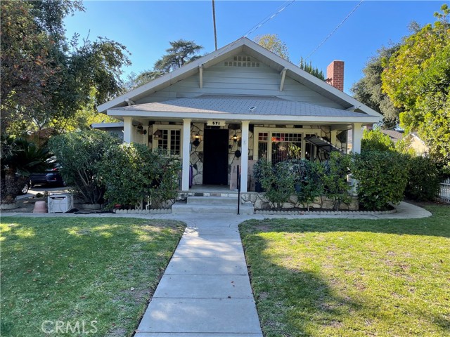 571 N Madison Ave, Pasadena, CA 91101