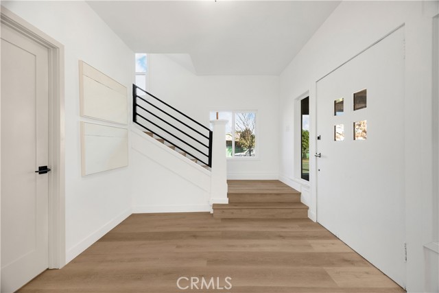 Detail Gallery Image 23 of 42 For 2301 9th, Los Angeles,  CA 90018 - 3 Beds | 3 Baths