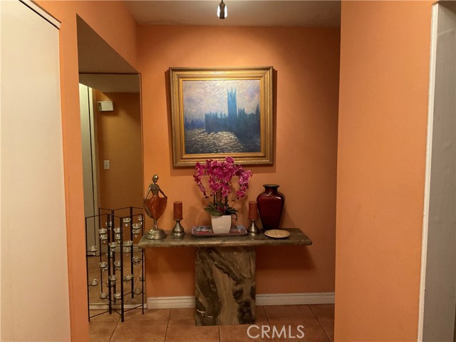 2620 2nd Avenue, San Diego CA: https://media.crmls.org/medias/89693083-f5bd-4111-b317-e437928b3cb4.jpg