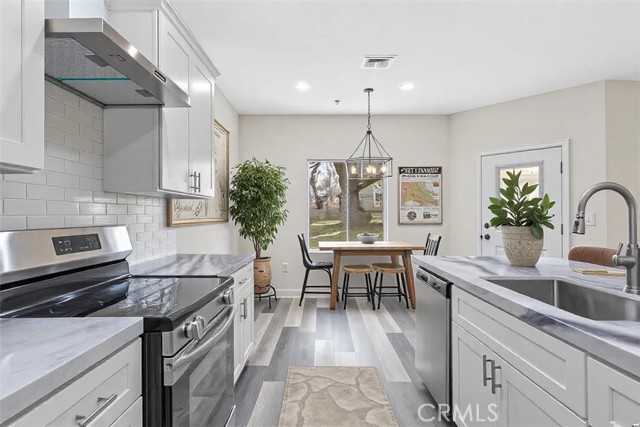 Detail Gallery Image 12 of 34 For 28551 Delaware Dr, Tehachapi,  CA 93561 - 3 Beds | 2 Baths