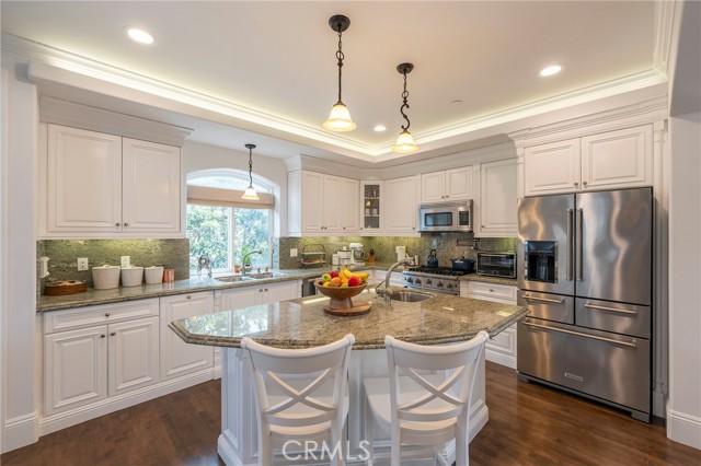 2224 Gates Avenue, Redondo Beach, California 90278, 4 Bedrooms Bedrooms, ,4 BathroomsBathrooms,Residential,For Sale,Gates,PV26076306