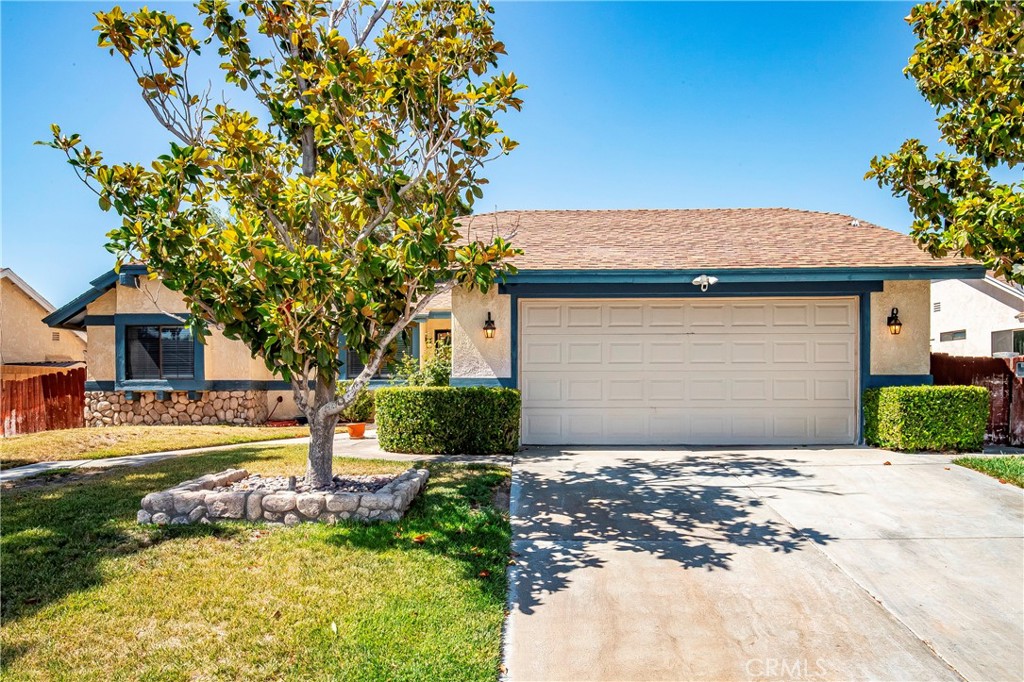 2011 W Avenue K10