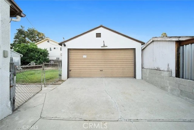 Front Image Thumbnail for CRPW26186774