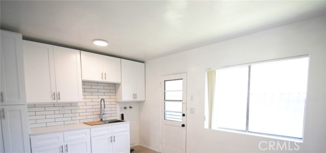 Detail Gallery Image 12 of 17 For 2614 Graham Ave #D,  Redondo Beach,  CA 90278 - 2 Beds | 1 Baths