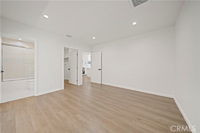 Detail Gallery Image 20 of 24 For 252 W Tujunga #102,  Burbank,  CA 91502 - 3 Beds | 2 Baths