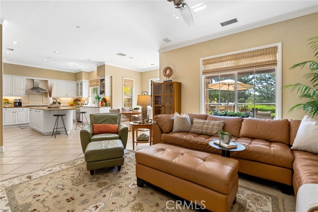 Detail Gallery Image 14 of 42 For 10472 Yosemite Way, Tustin,  CA 92782 - 4 Beds | 3/1 Baths