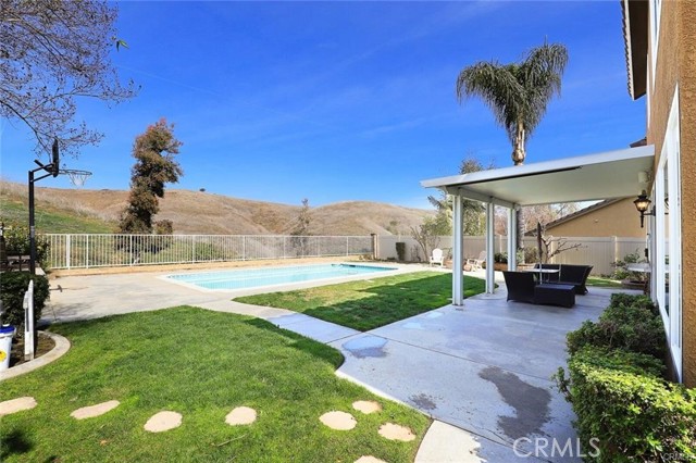 Detail Gallery Image 30 of 36 For 2024 Vista Del Sol, Chino Hills,  CA 91709 - 3 Beds | 2/1 Baths