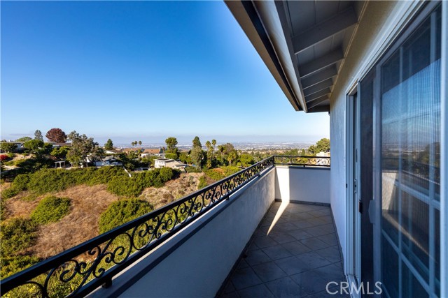 Detail Gallery Image 25 of 42 For 4829 Browndeer Ln, Rancho Palos Verdes,  CA 90275 - 5 Beds | 3 Baths