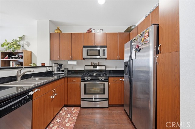 Detail Gallery Image 6 of 37 For 1801 E Katella #2096,  Anaheim,  CA 92805 - 1 Beds | 1 Baths