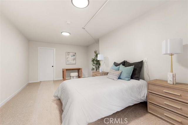 Detail Gallery Image 17 of 21 For 7426 Mulholland Dr, Los Angeles,  CA 90046 - 2 Beds | 2 Baths