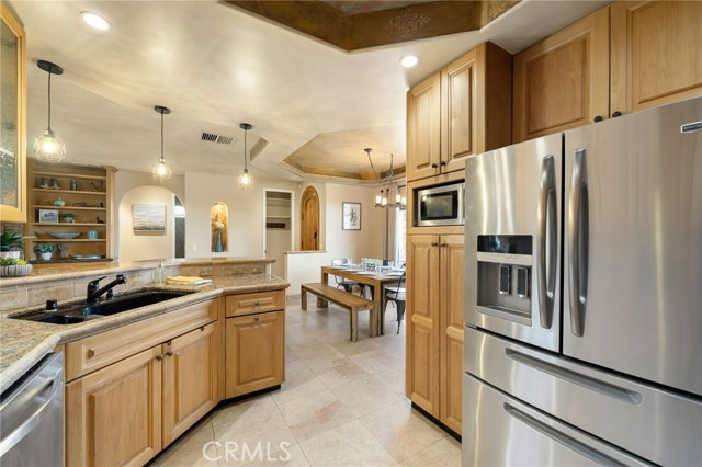 Detail Gallery Image 10 of 30 For 7695 Rockaway Ave, Yucca Valley,  CA 92284 - 3 Beds | 2 Baths