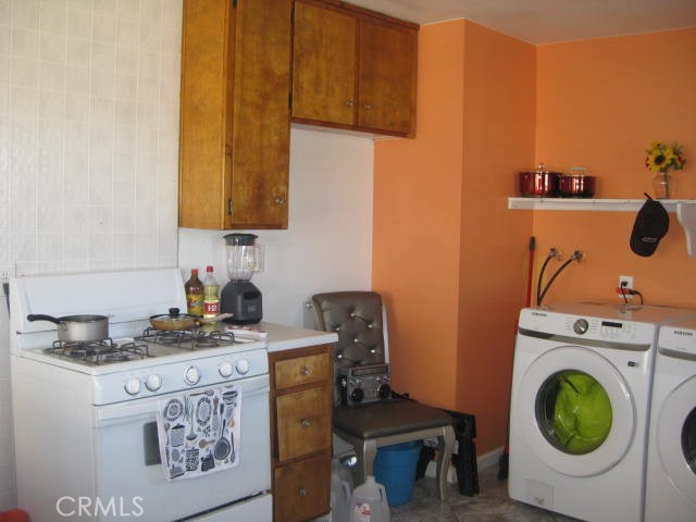 Detail Gallery Image 8 of 13 For 2040 Yosemite Dr, Barstow,  CA 92311 - 3 Beds | 1/1 Baths