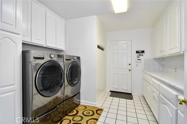 29360 Castlehill Drive, Agoura Hills CA: https://media.crmls.org/medias/896d6711-bd0c-4965-8e81-139abe00f609.jpg