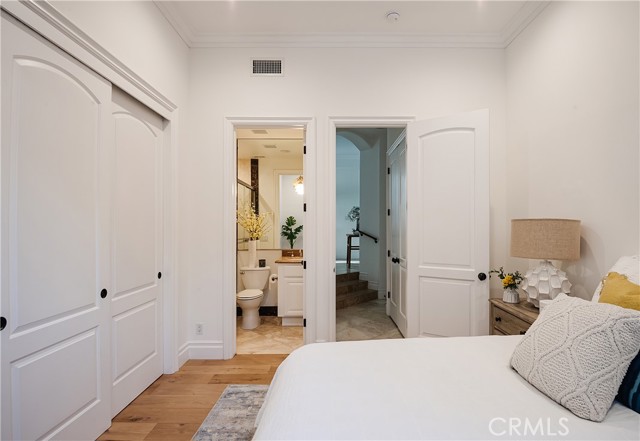 561 33rd Street, Manhattan Beach, California 90266, 5 Bedrooms Bedrooms, ,5 BathroomsBathrooms,Residential,Sold,33rd,SB21226238