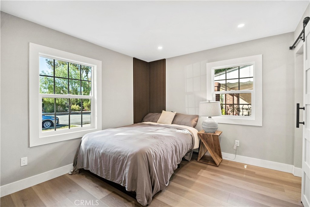 MLS #OC25232738 image #17