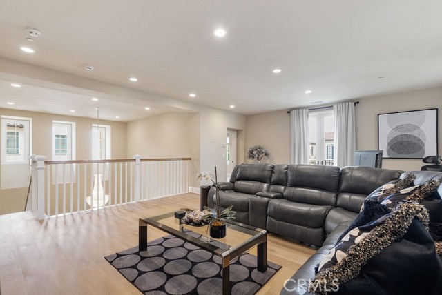 Detail Gallery Image 44 of 72 For 103 Andirons, Irvine,  CA 92602 - 5 Beds | 5/1 Baths